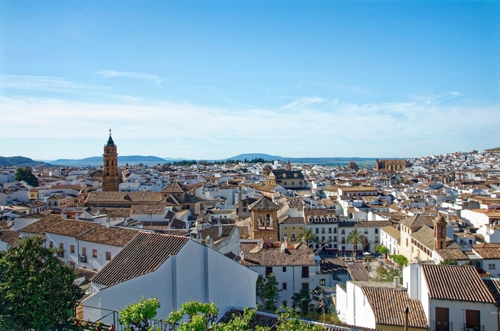 spain, andalusia, nature, province of malaga, antequera, panorama, outlook, building, houses, hill, landscape, green, heaven, clouds, blue, to travel, tourism, sightseeing-7277988.jpg