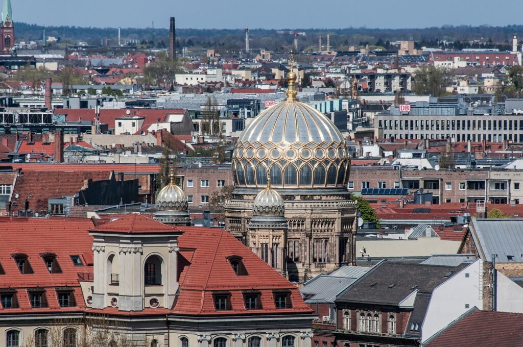 synagogue, berlin, city, architecture, urban, landscape-7258543.jpg